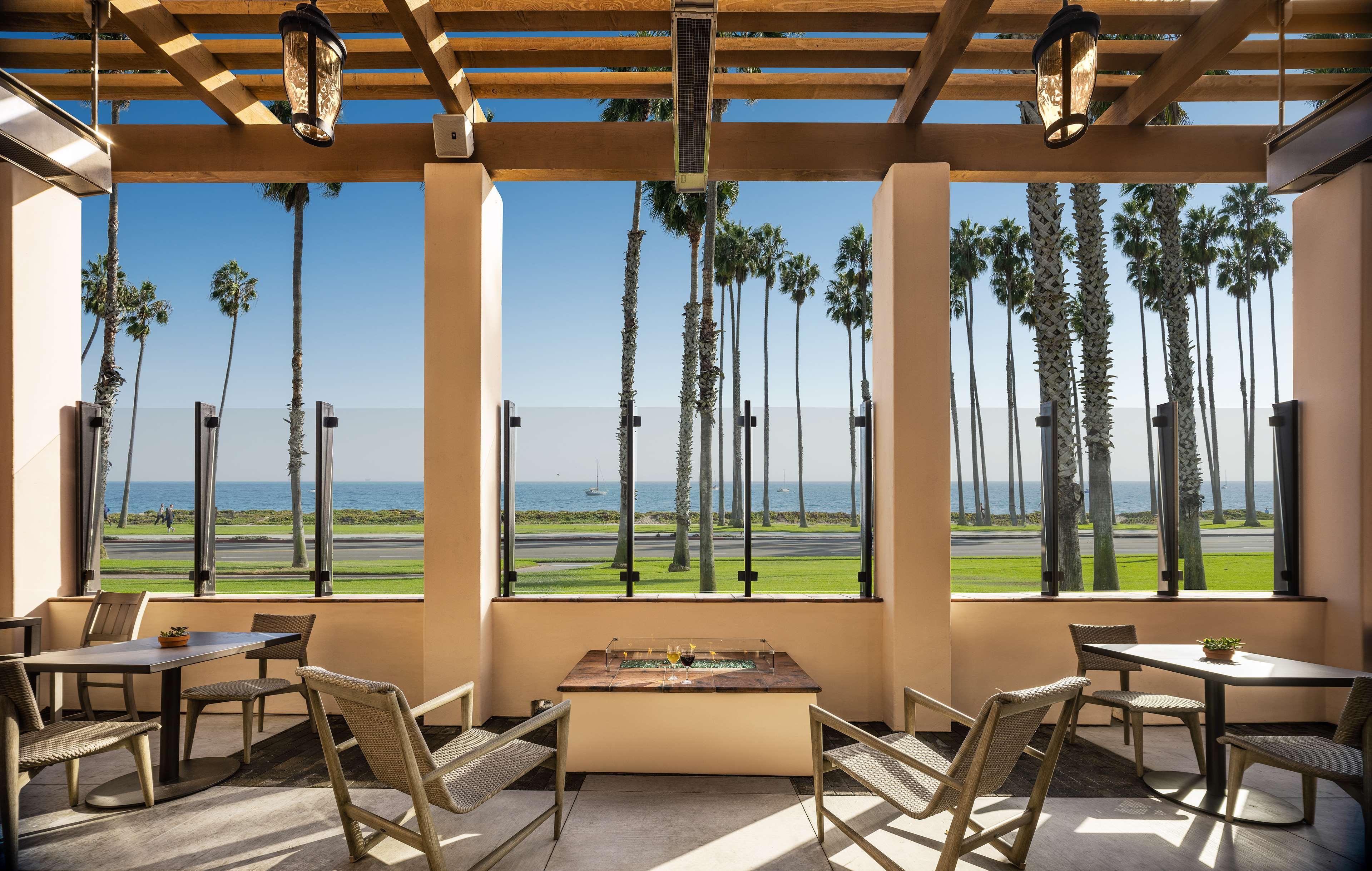 Hilton Santa Barbara Beachfront Resort Exterior photo