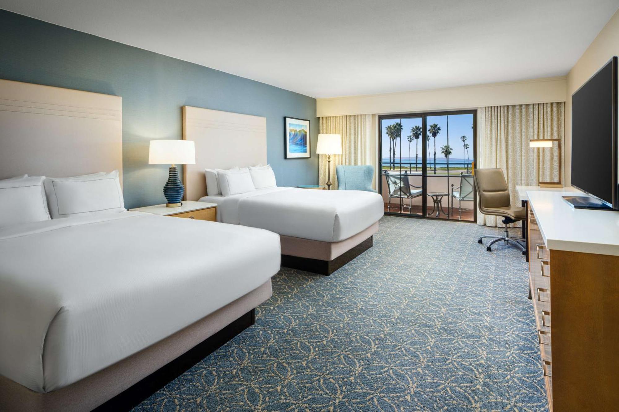 Hilton Santa Barbara Beachfront Resort Exterior photo